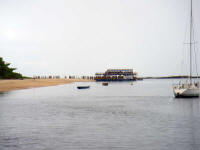 BArra de Santo Andr, e sai gente da chalana, fevereiro 2009