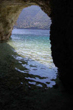 Caverna em Póros, na ilha de Lefkadas/GR,  agosto de 2007