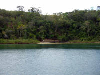 Bica d'água em Tororó , ilha de ITaparica