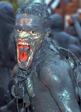 http://www.veleiro.net/maracatu/Fotografia/Paraty/Carnaval/FotosCarnaval/cc3.jpg