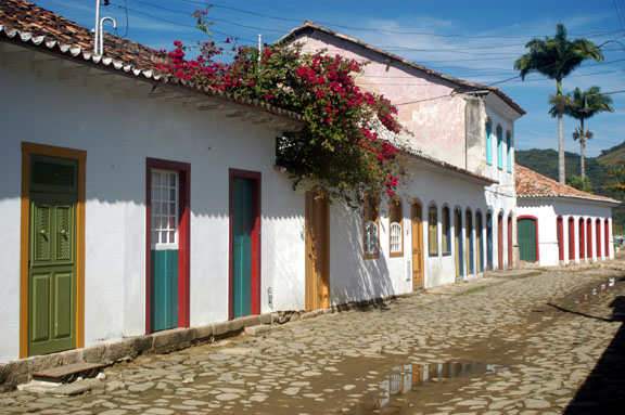 casa1.jpg - Andar nas ruas de Paraty é um colírio para os olhos