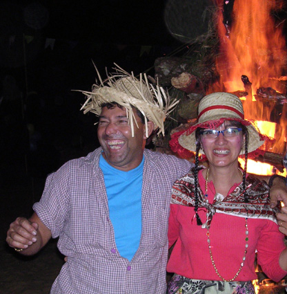 DSCN1141.jpg - Os organizadores do Arraiá: Webber Acauã e Mirian Cachacinha